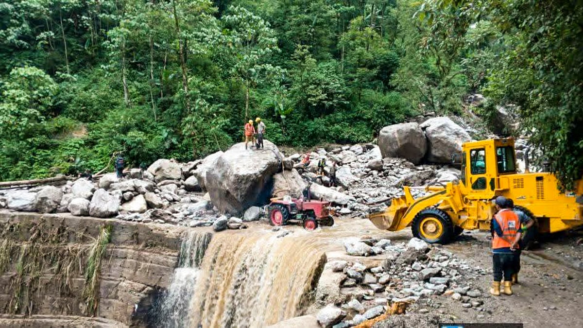 Efforts are on to clear the roads in Sikkim