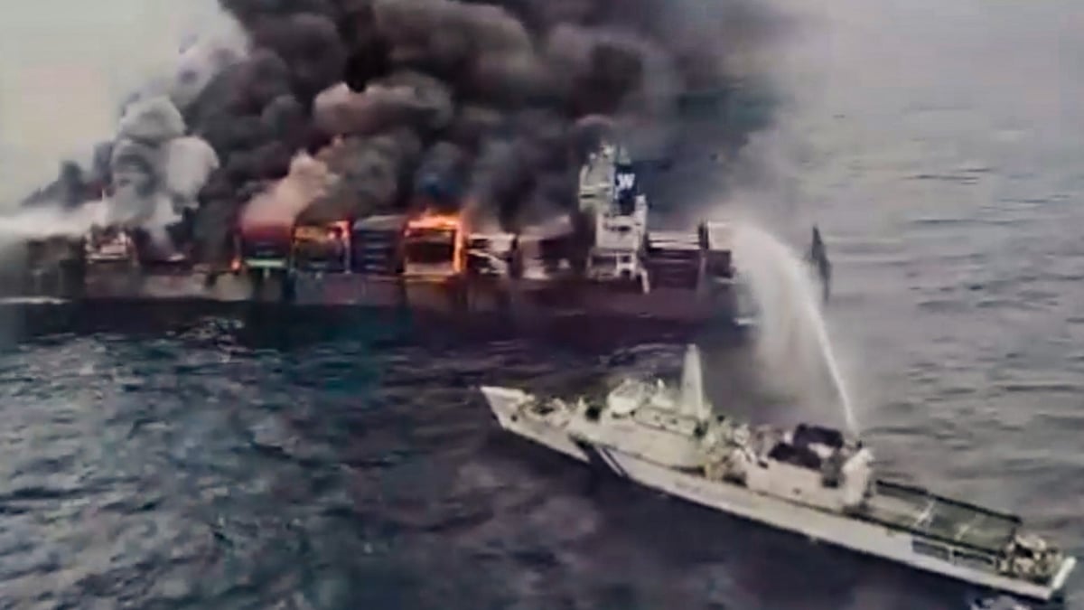 Drift and oil spill advisory issued after fire on container ship off Kerala coast