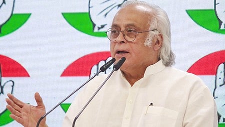 US invitation to Pak army chief a major diplomatic setback for India: Ramesh