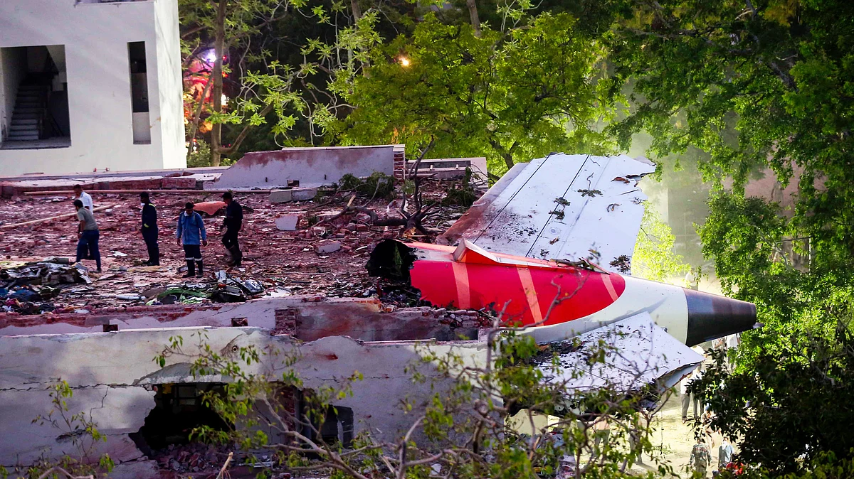Part of the wreckage of the ill-fated aircraft (photo: PTI)