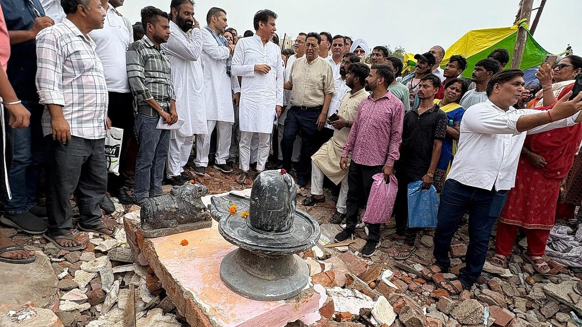 Kalkaji: Homes of 350 families demolished by DDA, Congress attacks BJP