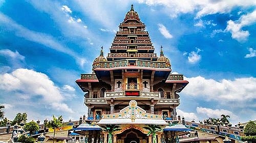That's a church, not a temple. Would you call this 'colonial architecture'?