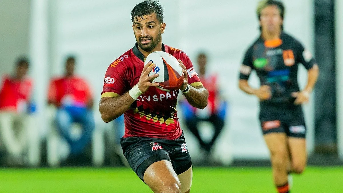 Deepak Punia in action for Delhi Redz in RPL in Mumbai (photo: IRFU)