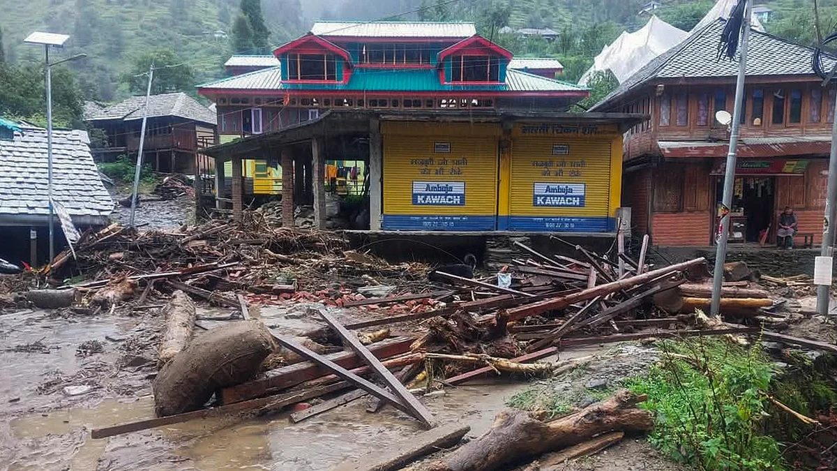 Destruction after the cloudburst in Himachal Pradesh (photo: PTI)