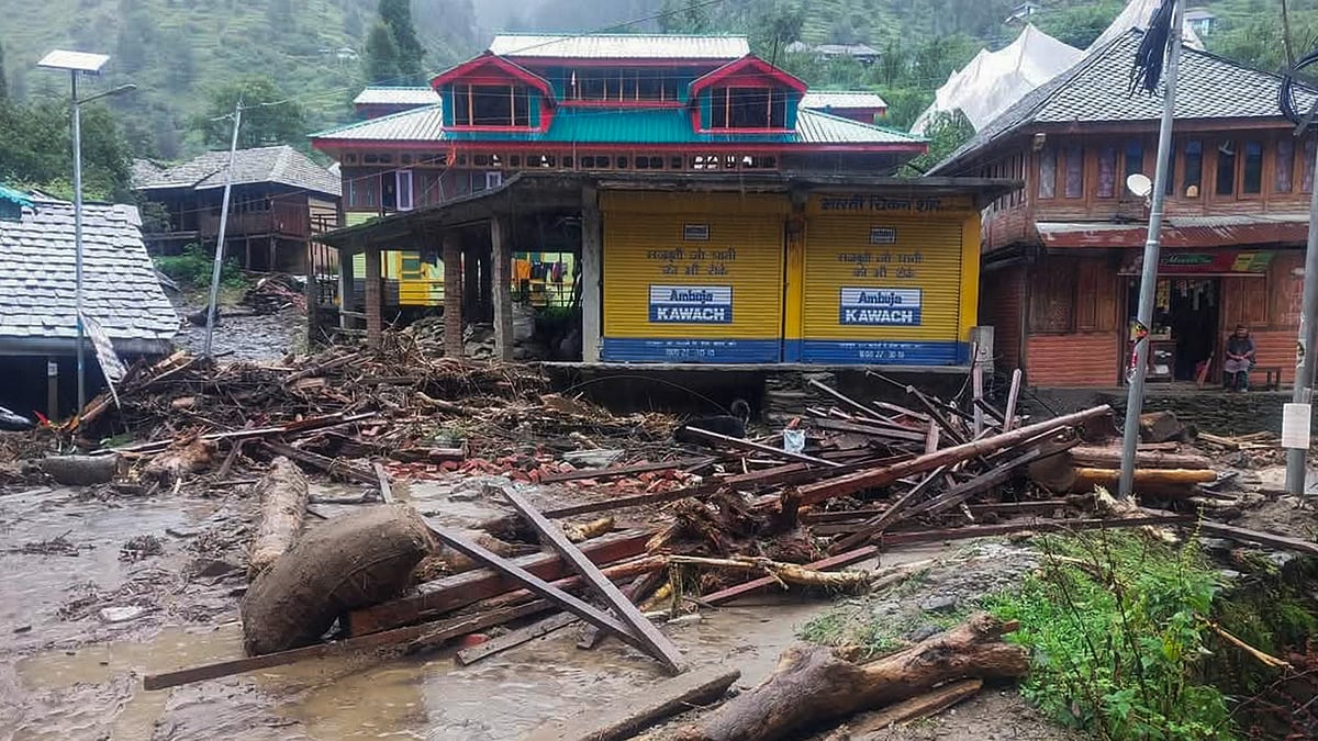 Destruction after the cloudburst in Himachal Pradesh (photo: PTI)