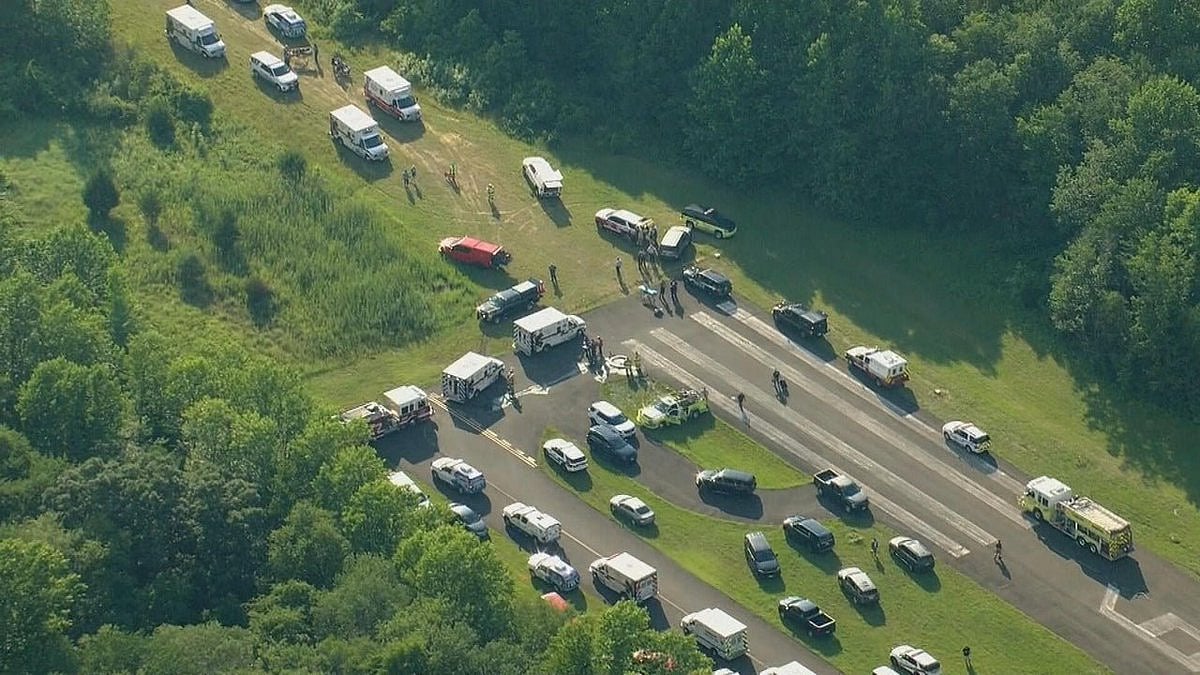 15 hurt as Skydiving aircraft veers off New Jersey runway, crashes into forested area