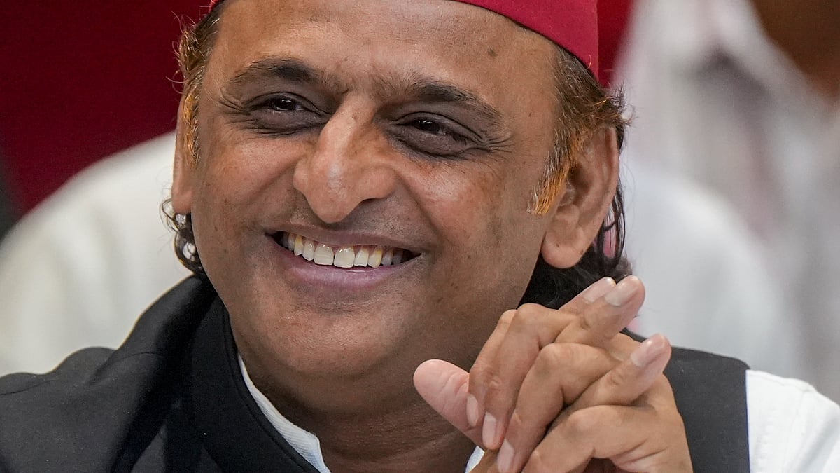 UP: Gorakhpur girl returns to school, Akhilesh Yadav retires hurt