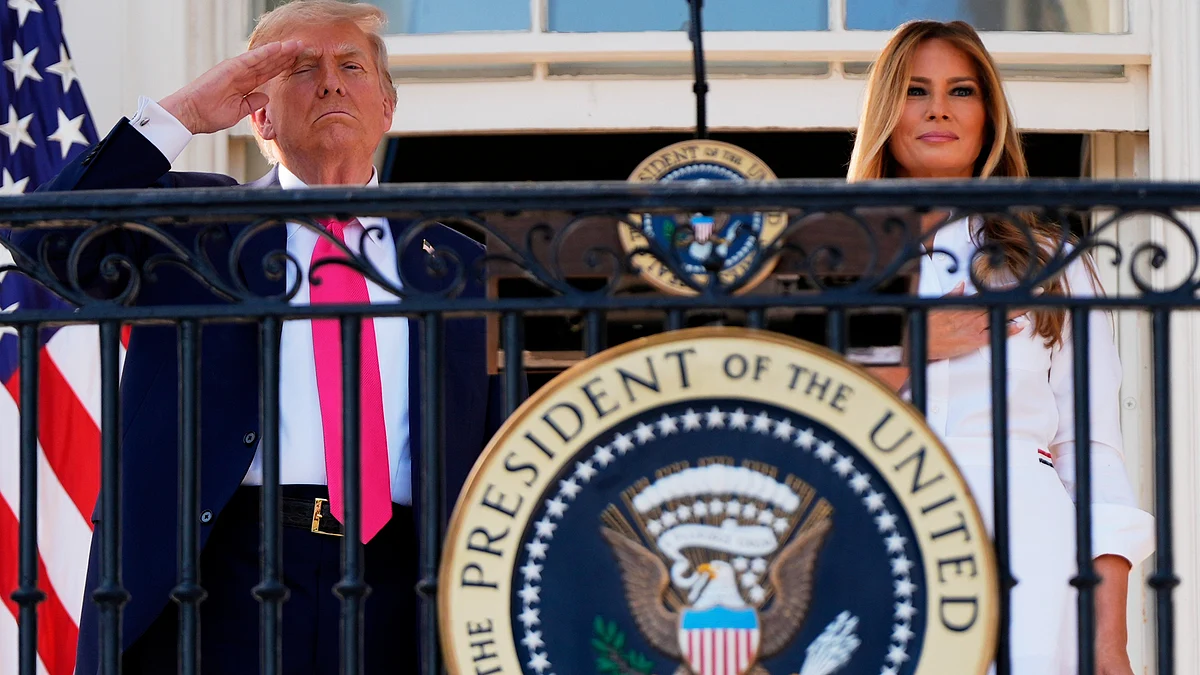 Donald Trump and Melania Trump at White House on 4 July (photo: AP/PTI)