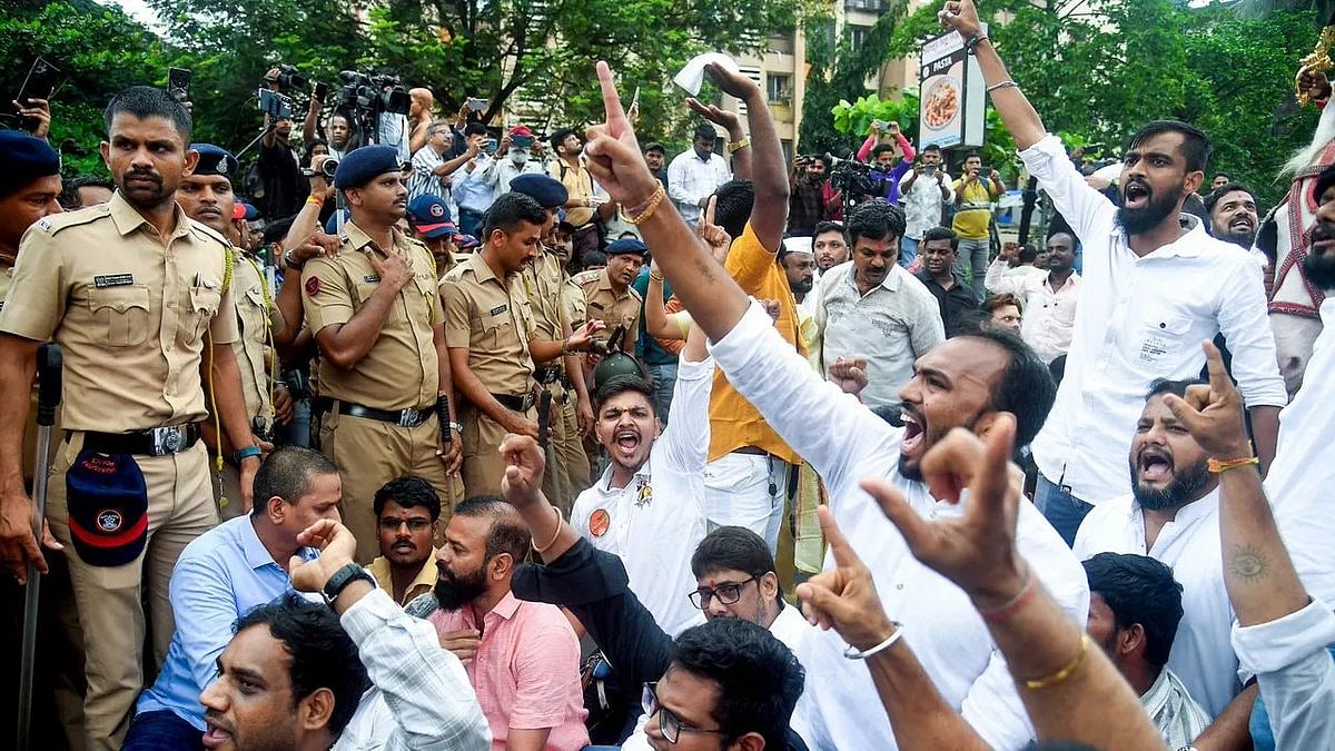 Shiv Sena (UBT) workers join MNS rally for Marathi pride