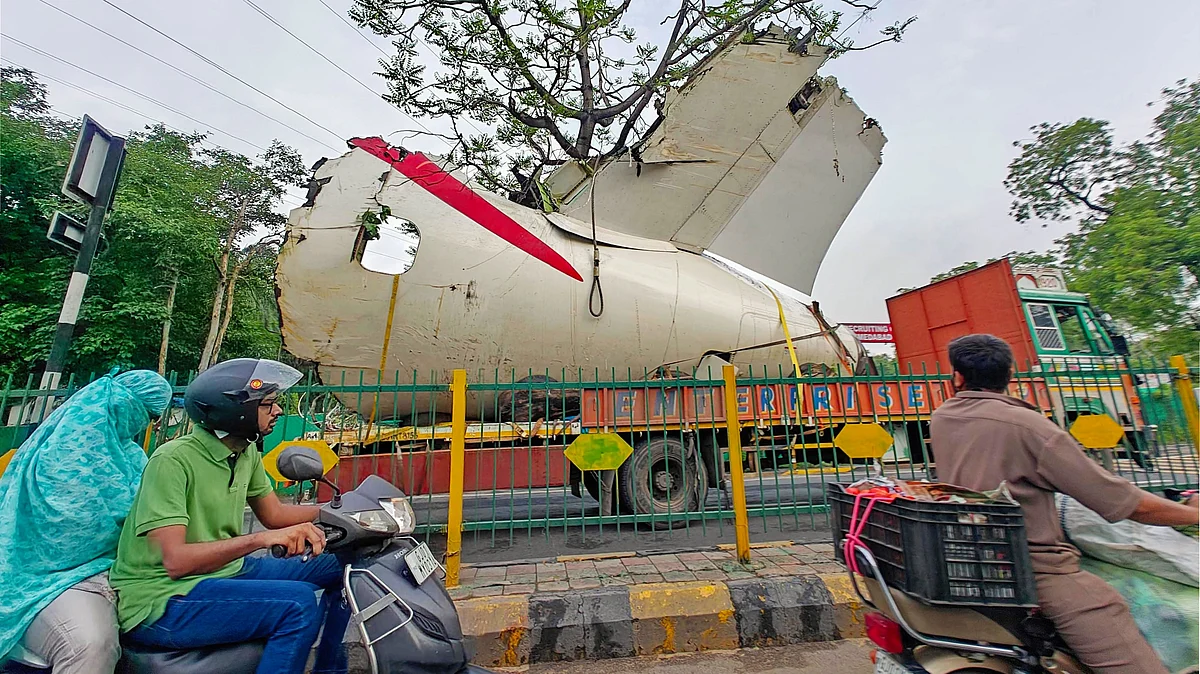 A truck carrying the wreckage of the crashed Air India plane in Ahmedabad (file photo)
