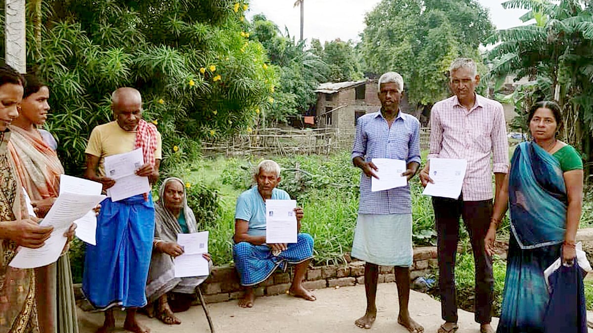Barely half the population of Bihar has received enumerations forms