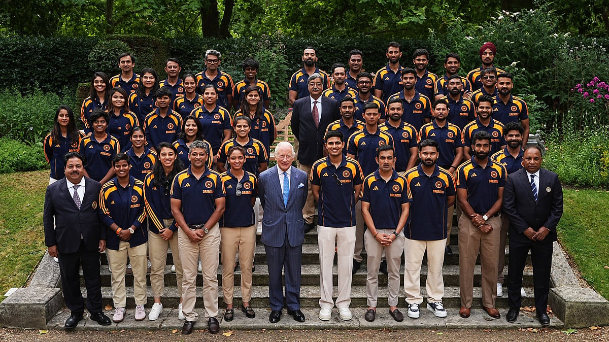 Meet & greet: King Charles with the Indian men's and women's cricket teams 