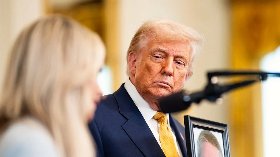 The face of a man with a problem? (photo: @WhiteHouse/X) 