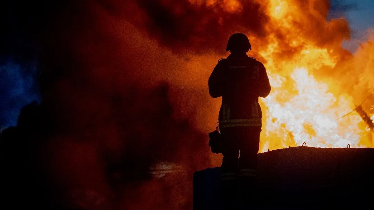 Russia pounds Ukraine with over 300 drones, killing 1 in Odesa