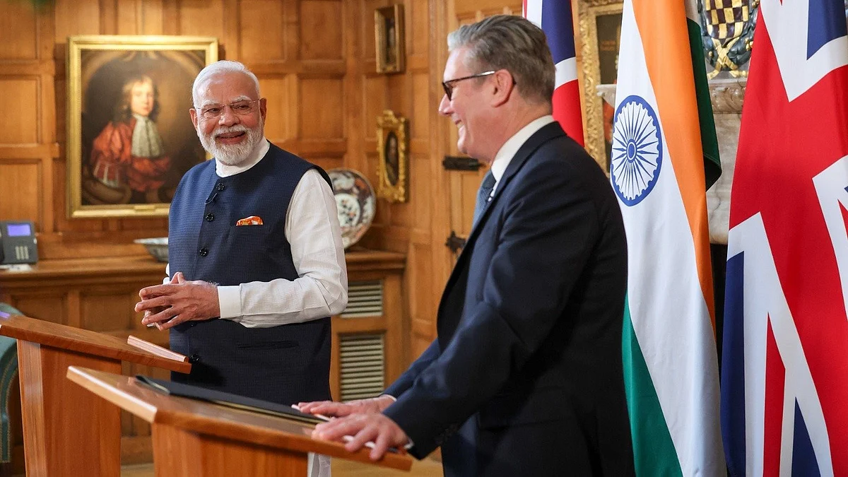 PM Modi and British PM Keir Starmer (photo: @narendramodi/X)

