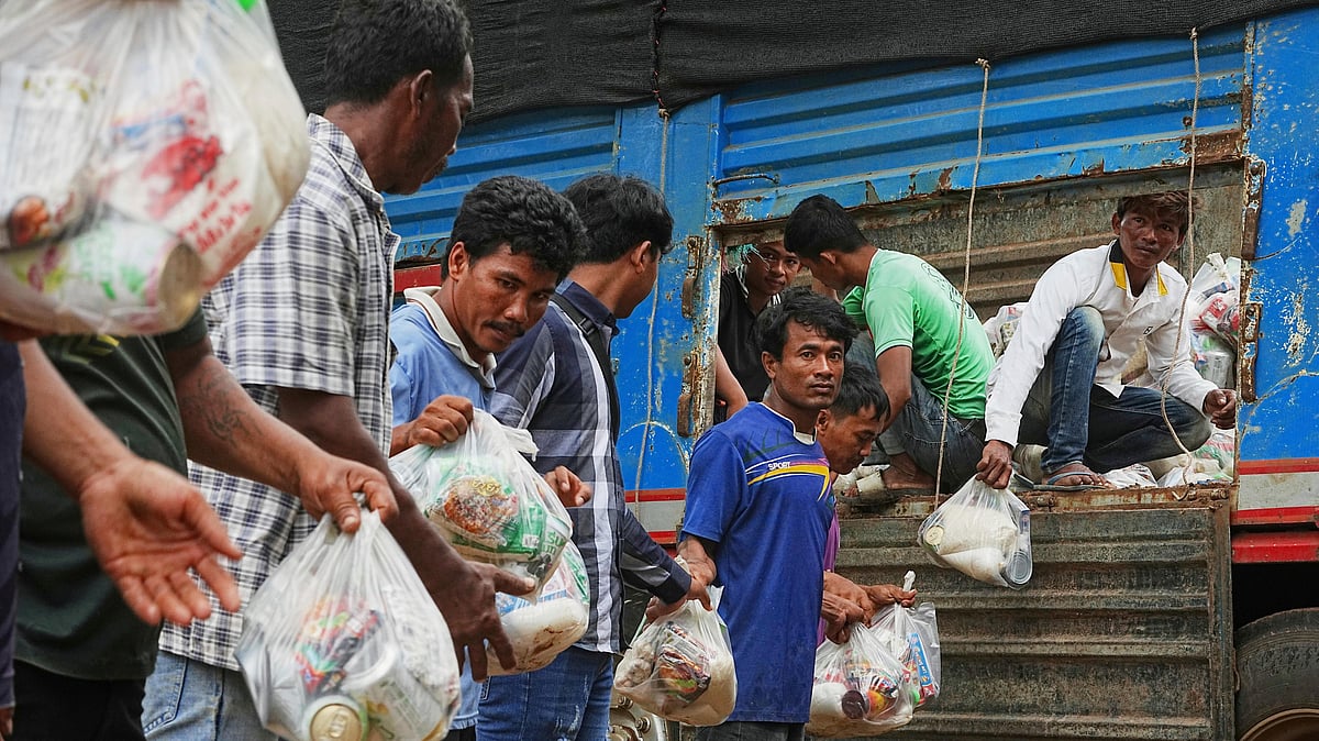 Cambodian, Thai leaders hold ceasefire talks in Malaysia as border violence enters fifth day