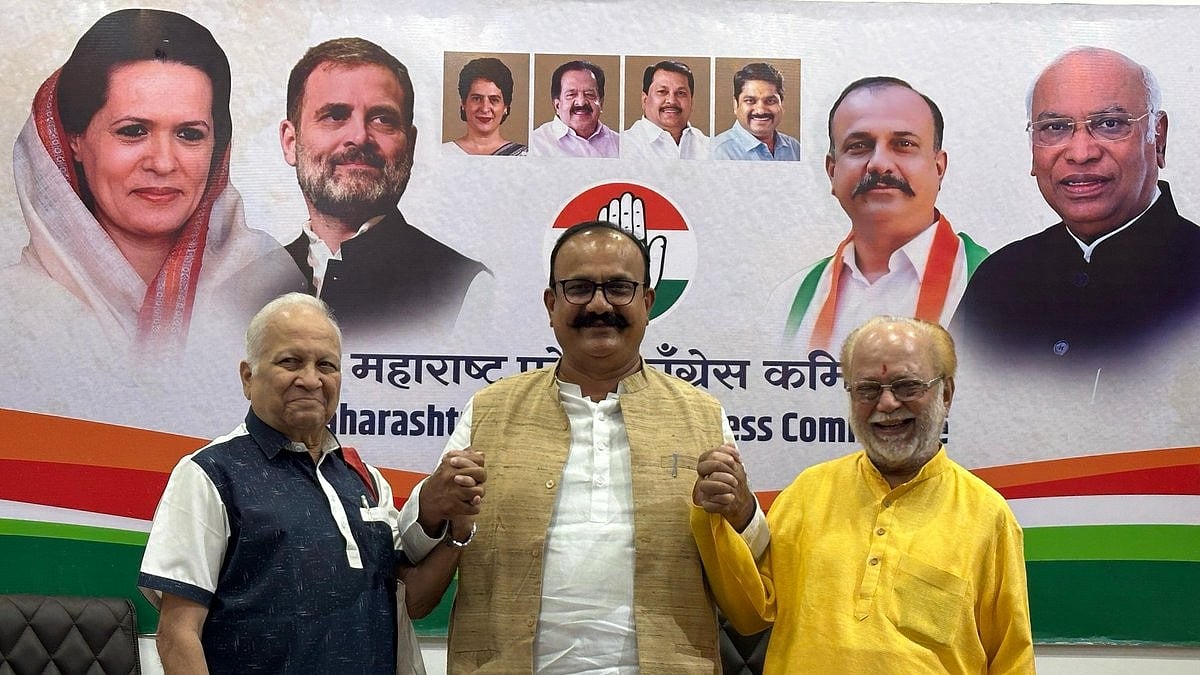 Harshwardhan Sapkal with Ulhas Pawar and Kumar Ketkar