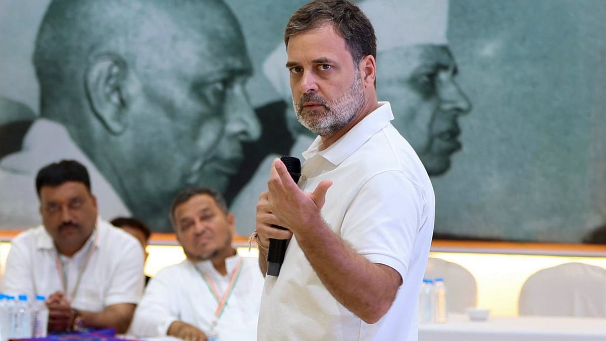 Everybody except PM, FM knows India’s is a ‘dead economy’: Rahul Gandhi