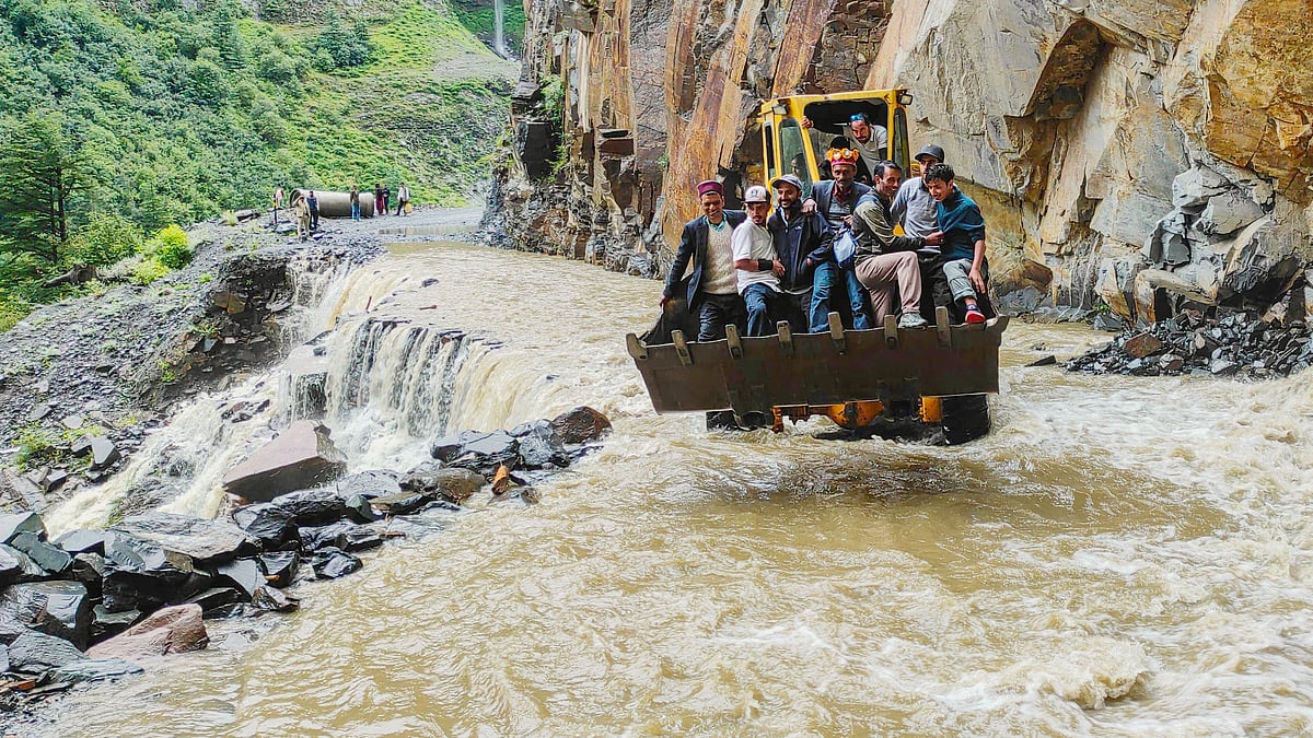 Himachal: Heavy rains flood many parts of Una; roads, infrastructure damaged