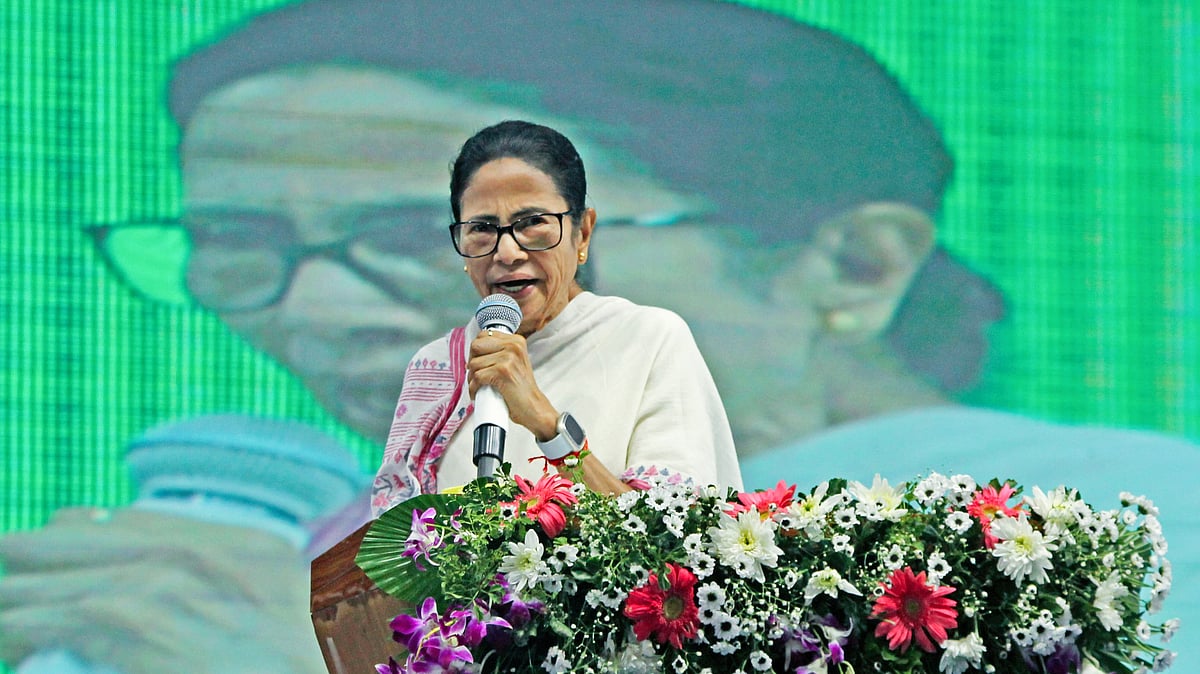 DVC water discharge into Bengal has jumped 30-fold in two years: Mamata