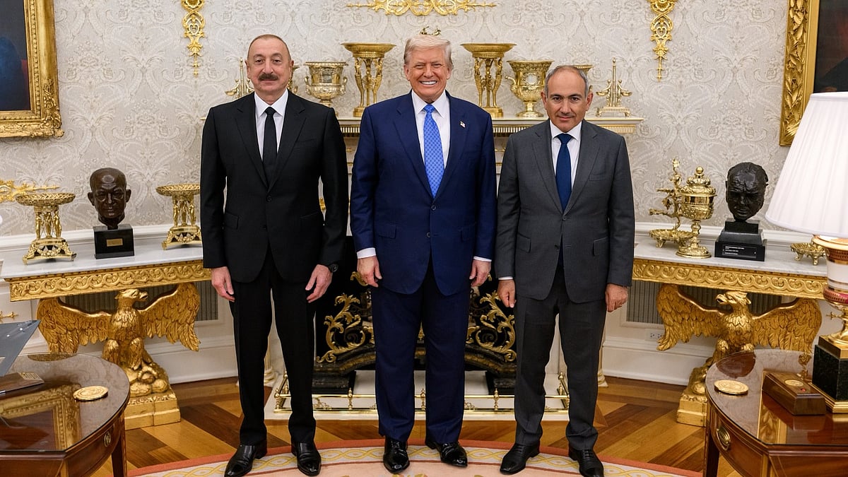 Azerbaijan, Armenia sign historic peace deal at White House in Washington