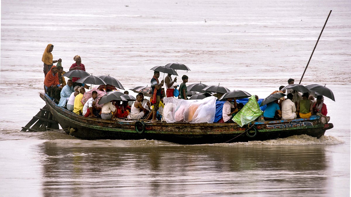 Bihar: Ganga flowing above danger mark in Patna, other districts