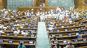 Uproar in Lok Sabha: House adjourned within minutes
