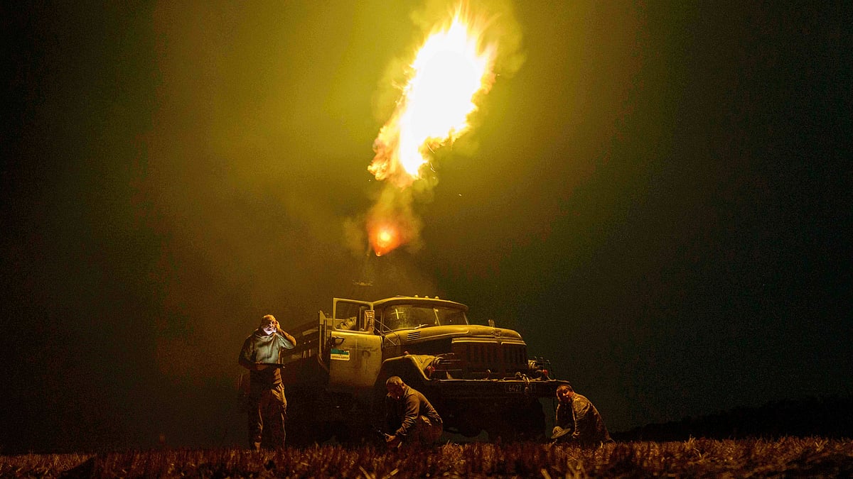 Ukrainian soldiers fire at Russian drones in Dnipropetrovsk region on 10 August