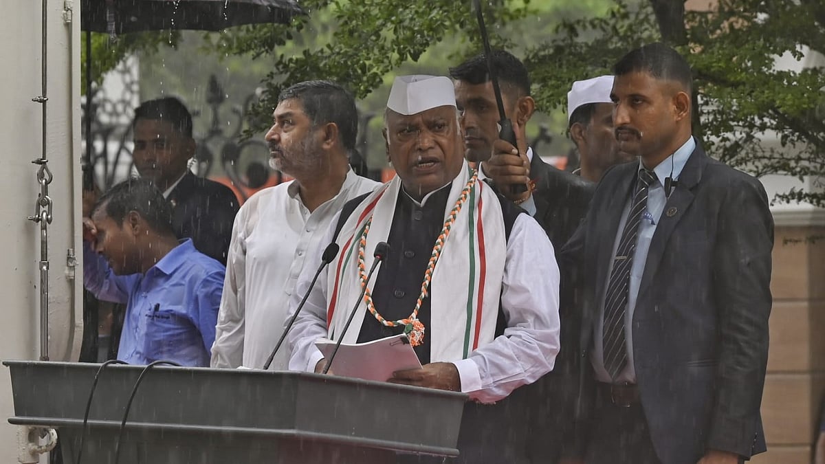 BJP will go to any extent of immorality to remain in power: Mallikarjun Kharge
