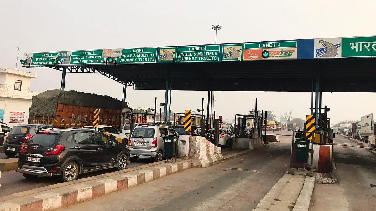 NHAI launches FASTag Annual Pass on I-Day, lakhs activate it on Day 1