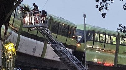 Maha’s double-engine breakdown: 10 dead, 100s displaced, monorails suspended with 700-plus inside 