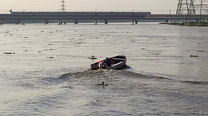 India alerts Pakistan about potential flood in Tawi river: Report