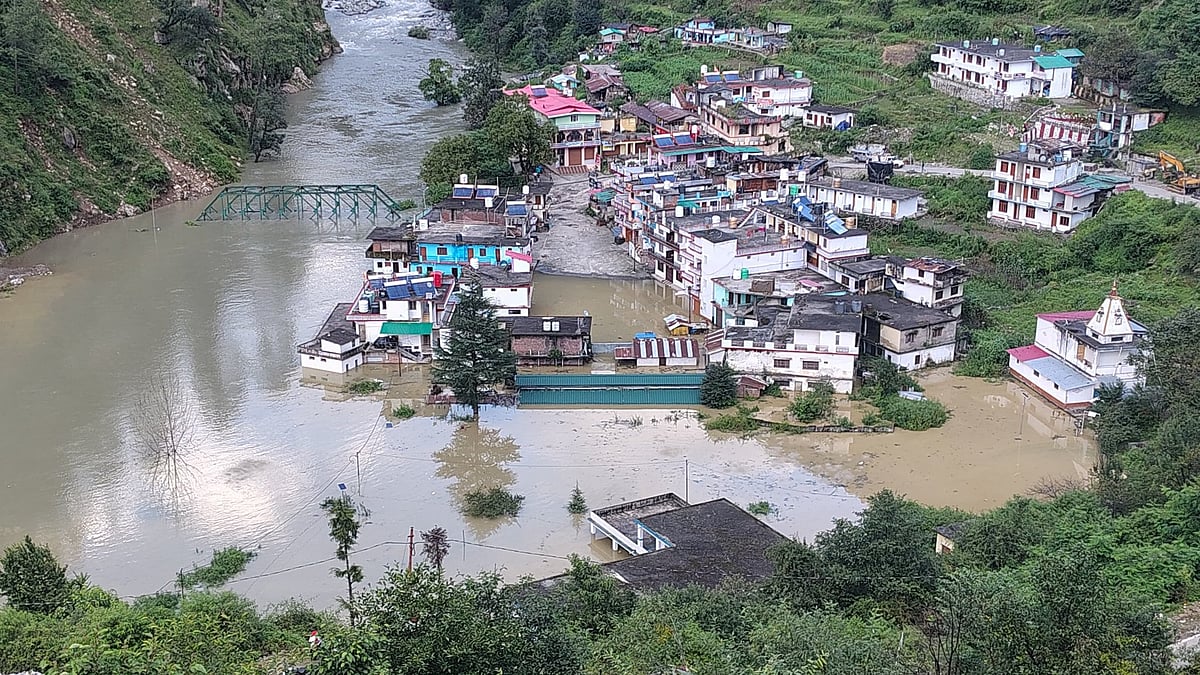 Uttarakhand: Water level of artificial lake in Syanachatti decreases; debris removal underway