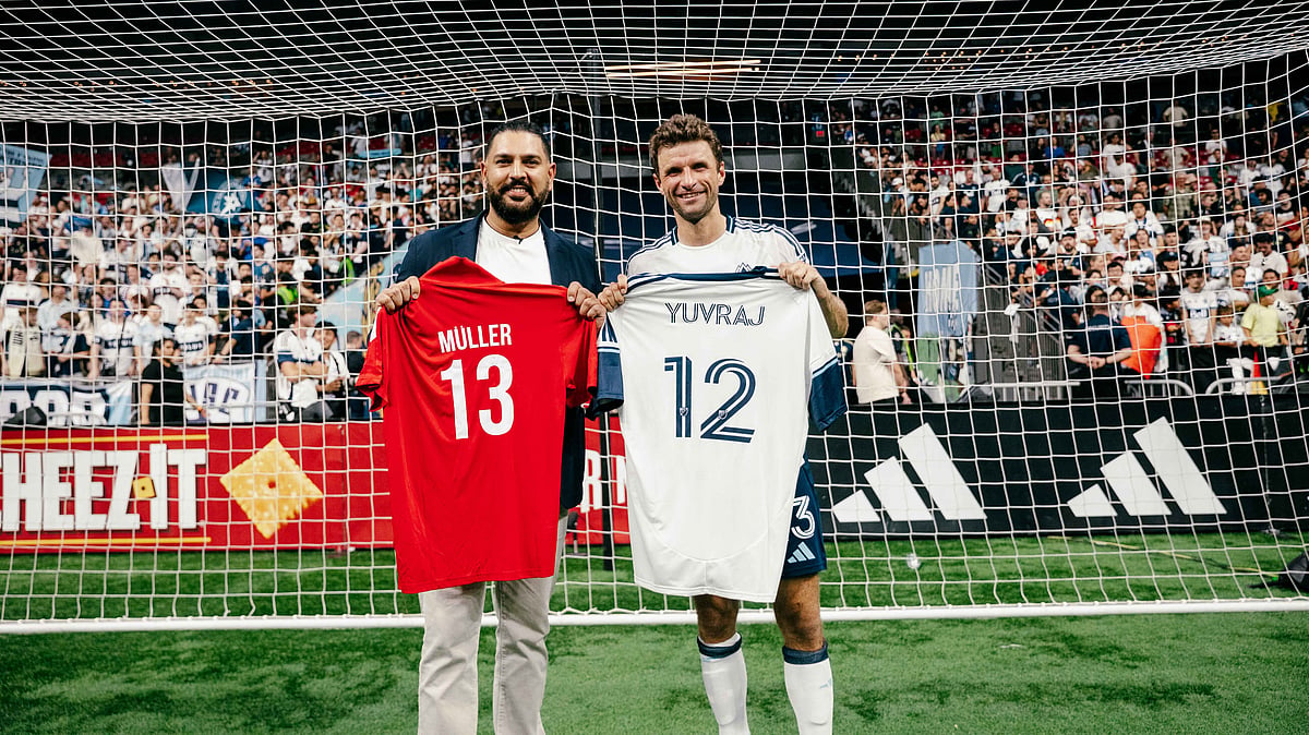 Thomas Muller, Yuvraj Singh meet to promote cricket league in Canada