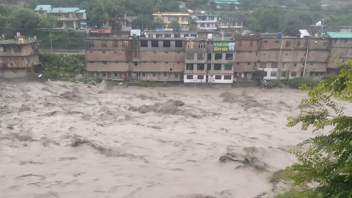 Heavy rains trigger landslides, flash floods across Himachal; red alert issued
