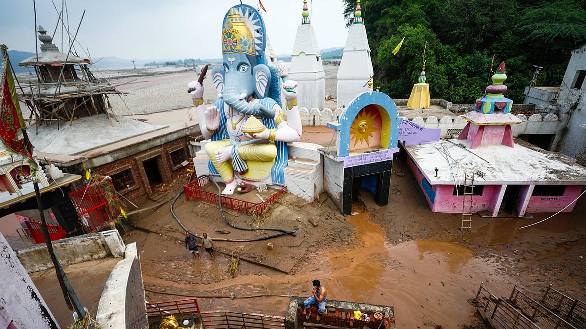 Vaishno Devi, Char Dham, Hemkund — major pilgrimages on hold amid floods
