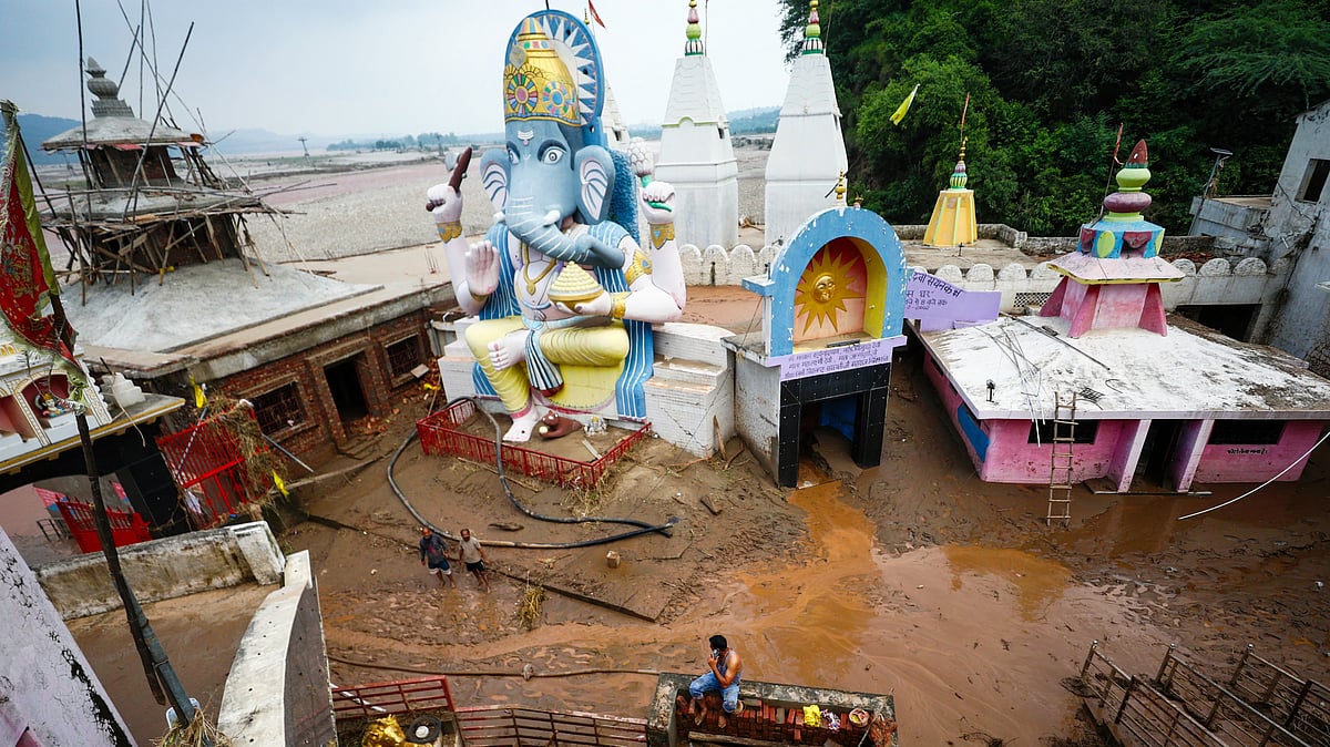 Major pilgrimages suspended amid floods