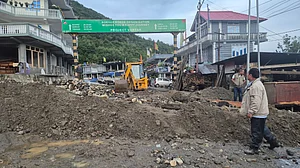 Landslides hit Arunachal’s Tawang; BRO helps stranded tourists, locals