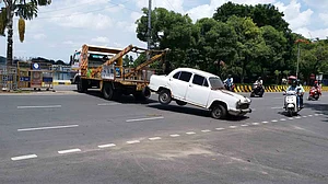 Bengal govt starts scrapping old vehicles to replace them with EVs