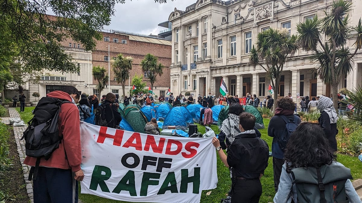 Queen Mary's students at University of London demonstrate ahead of Israel’s assault on Rafah in 2024