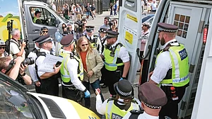 London police arrets protesters at a Palestine Action rally (file photo)