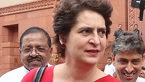 Priyanka Gandhi rallies citizens to join ‘Vote Chori Signature’ campaign
