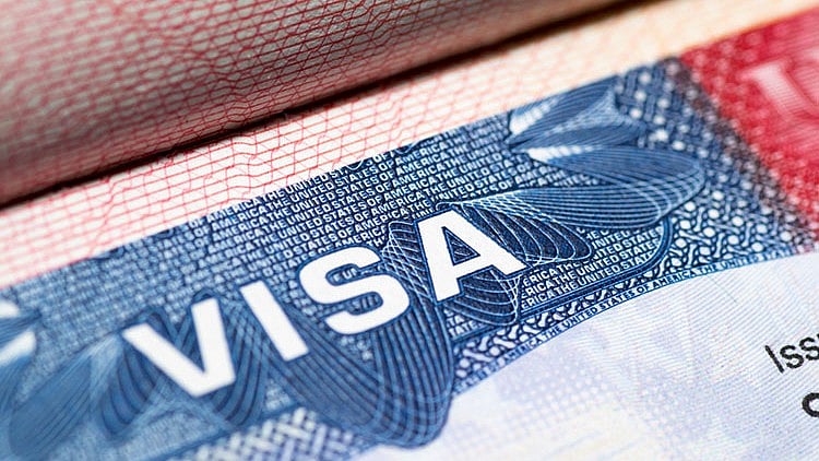 US tech firms urge H-1B visa workers to return before Sunday deadline