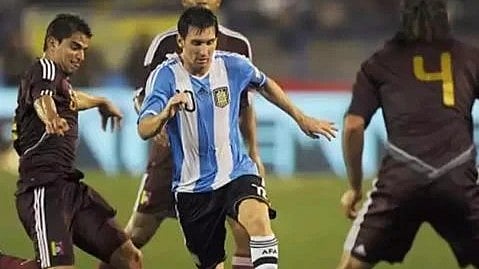 Leo Messi in action against Venezuela during a 2011 visit to Kolkata