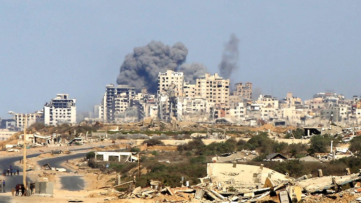 Ceasefire shattered: Gaza reverberates with the roar of war.
