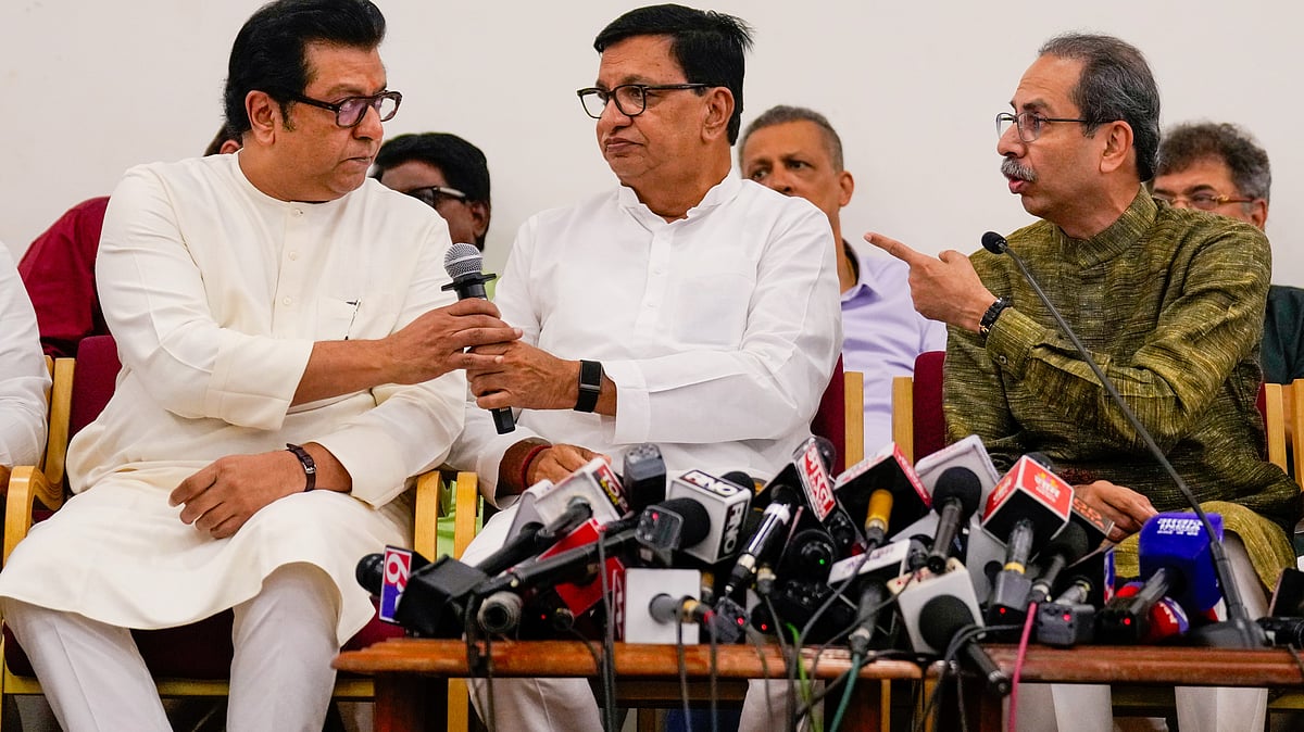 Shiv Sena minister, MLA join Opposition in demanding voter list rectification