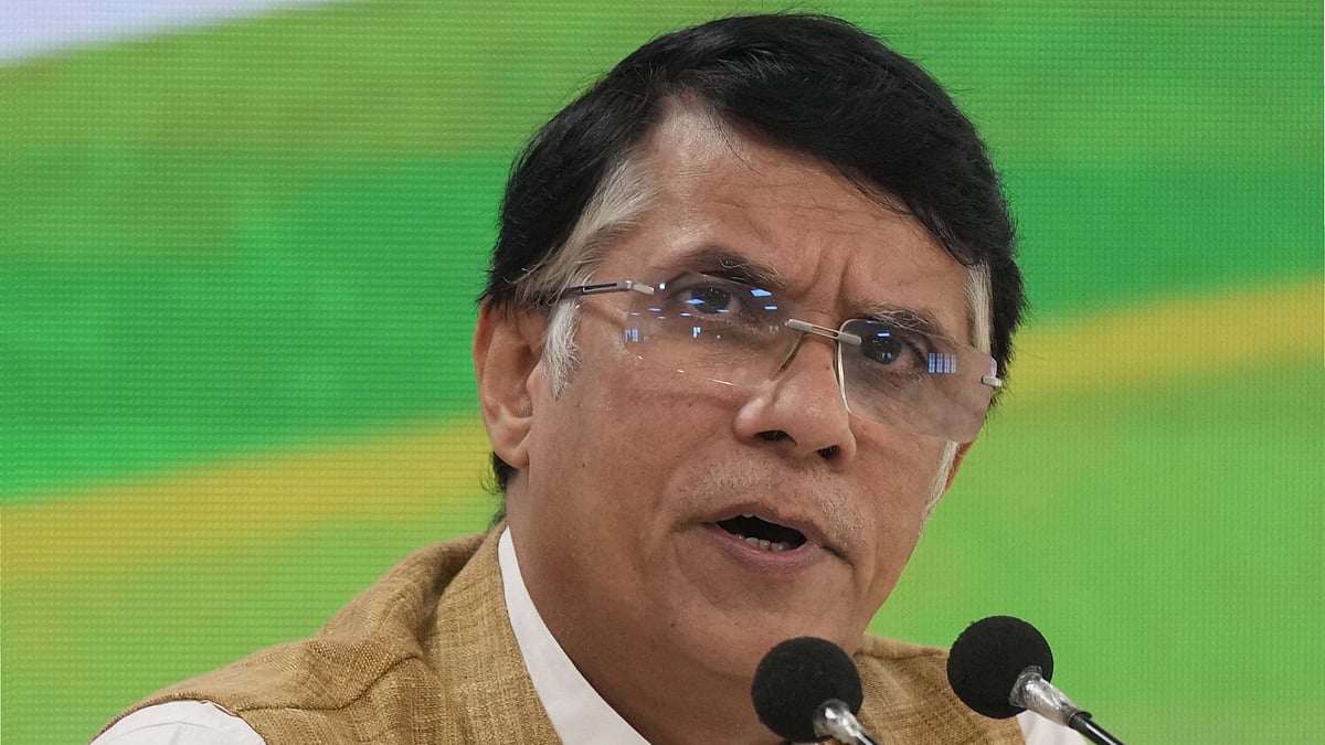 NDA has conceded defeat in Bihar, leaders preparing to vacate bungalows, claims Khera