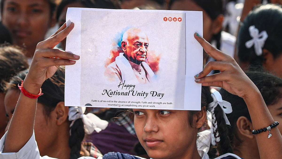 A student at an event to mark the 150th birth anniversary of Sardar Patel, in Jammu