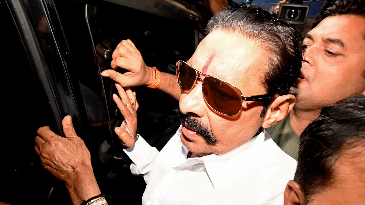 Anant Singh, candidate from the Mokama seat, arrives to be presented before the court