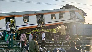 Chhattisgarh: 4 die as passenger train hits goods train near Bilaspur